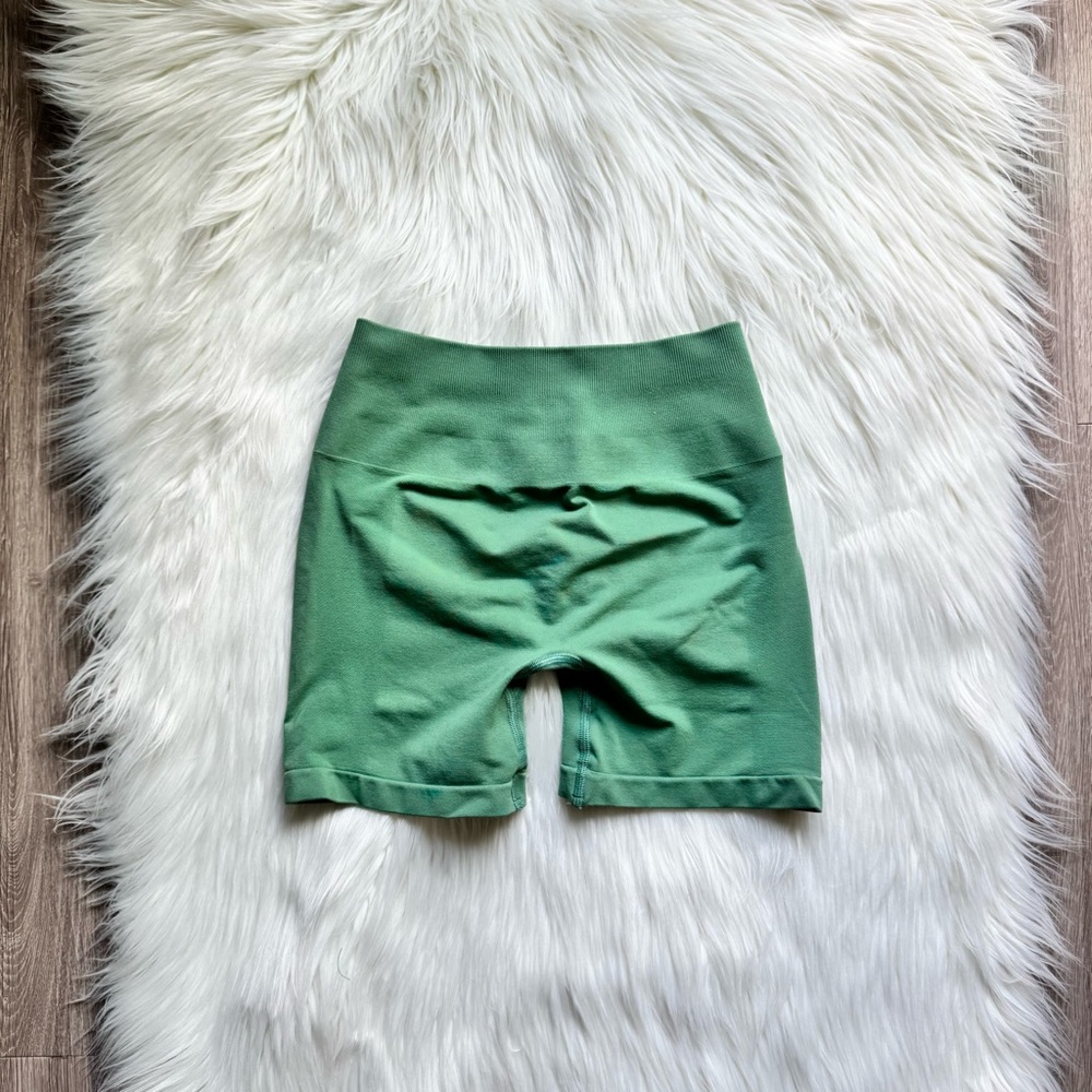Alphalete Women's Amplify Shorts